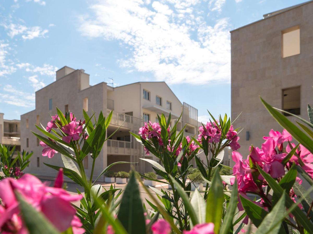 אומאג Supreme Studio Apartment Bijoux מראה חיצוני תמונה