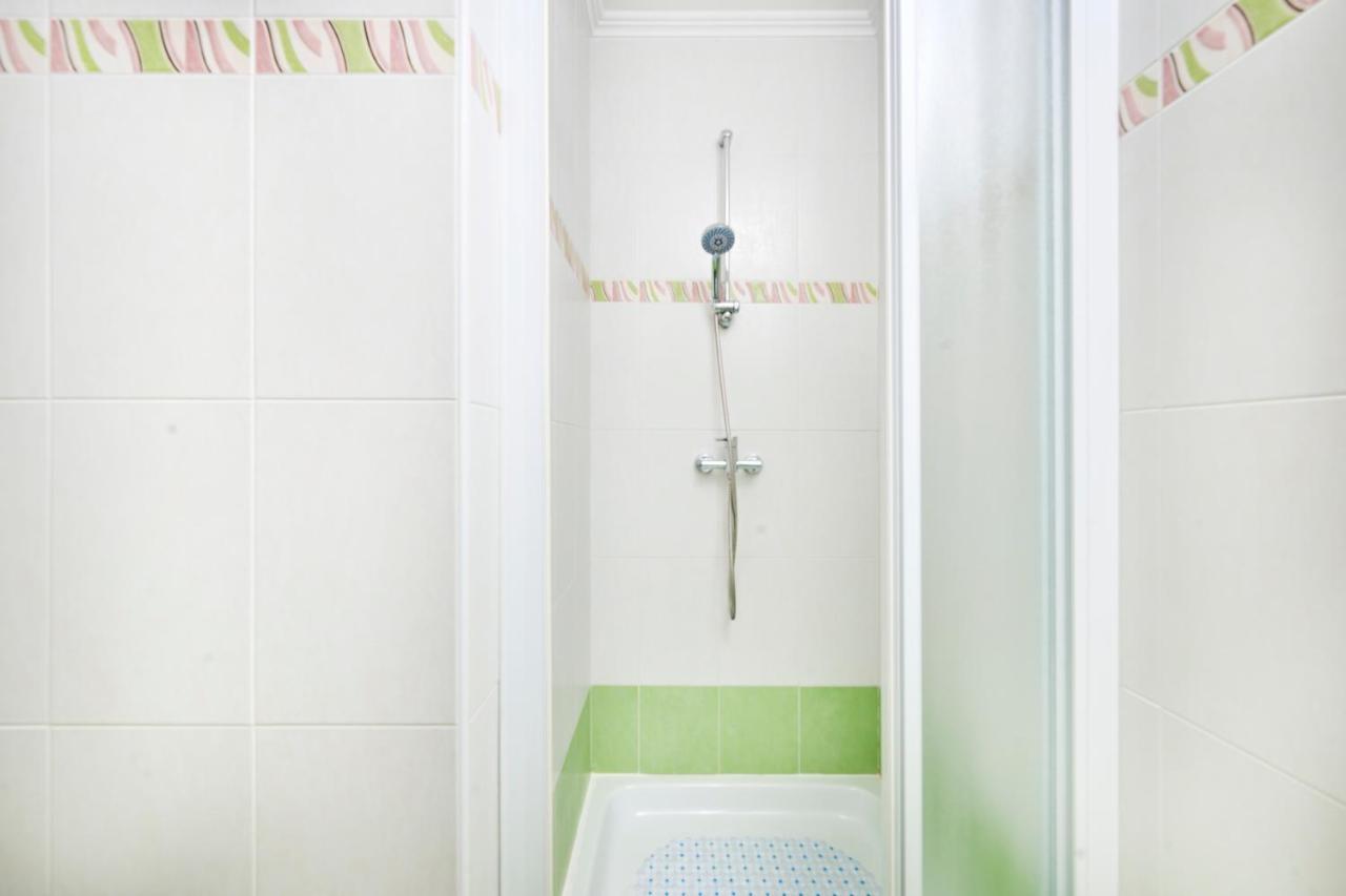 אומאג Supreme Studio Apartment Bijoux מראה חיצוני תמונה
